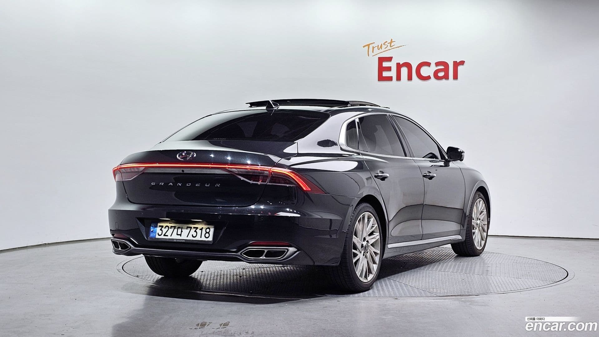 Main__Slider__Photo:Grandeur Hyundai 2021.1-1