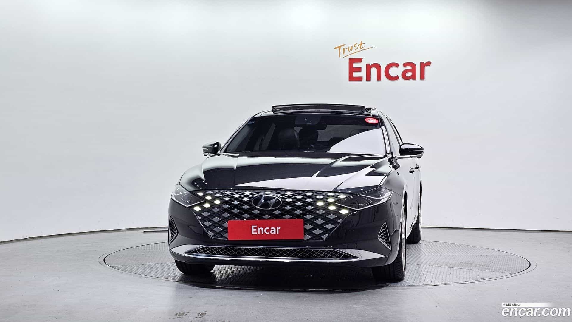 Grandeur Hyundai 2021.1-OUTER-003