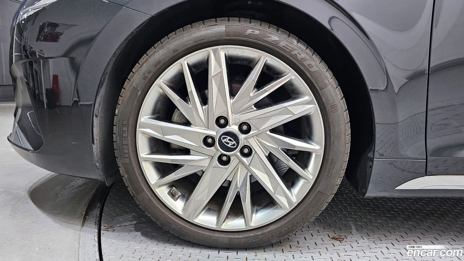 Main__Slider__Photo:Grandeur Hyundai 2021.1-4