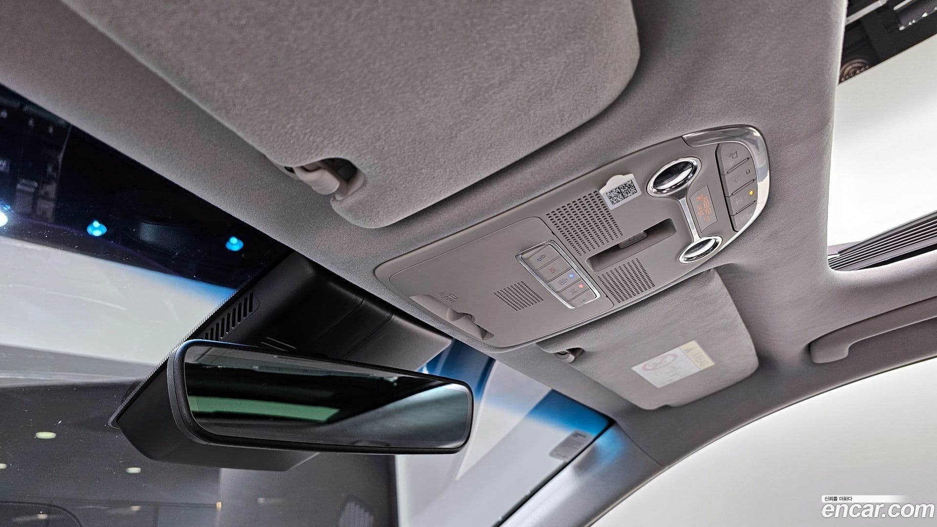 Main__Slider__Photo:Grandeur Hyundai 2021.1-16