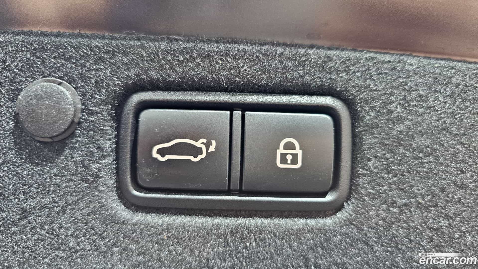 Grandeur Hyundai 2021.1-OPTION-024