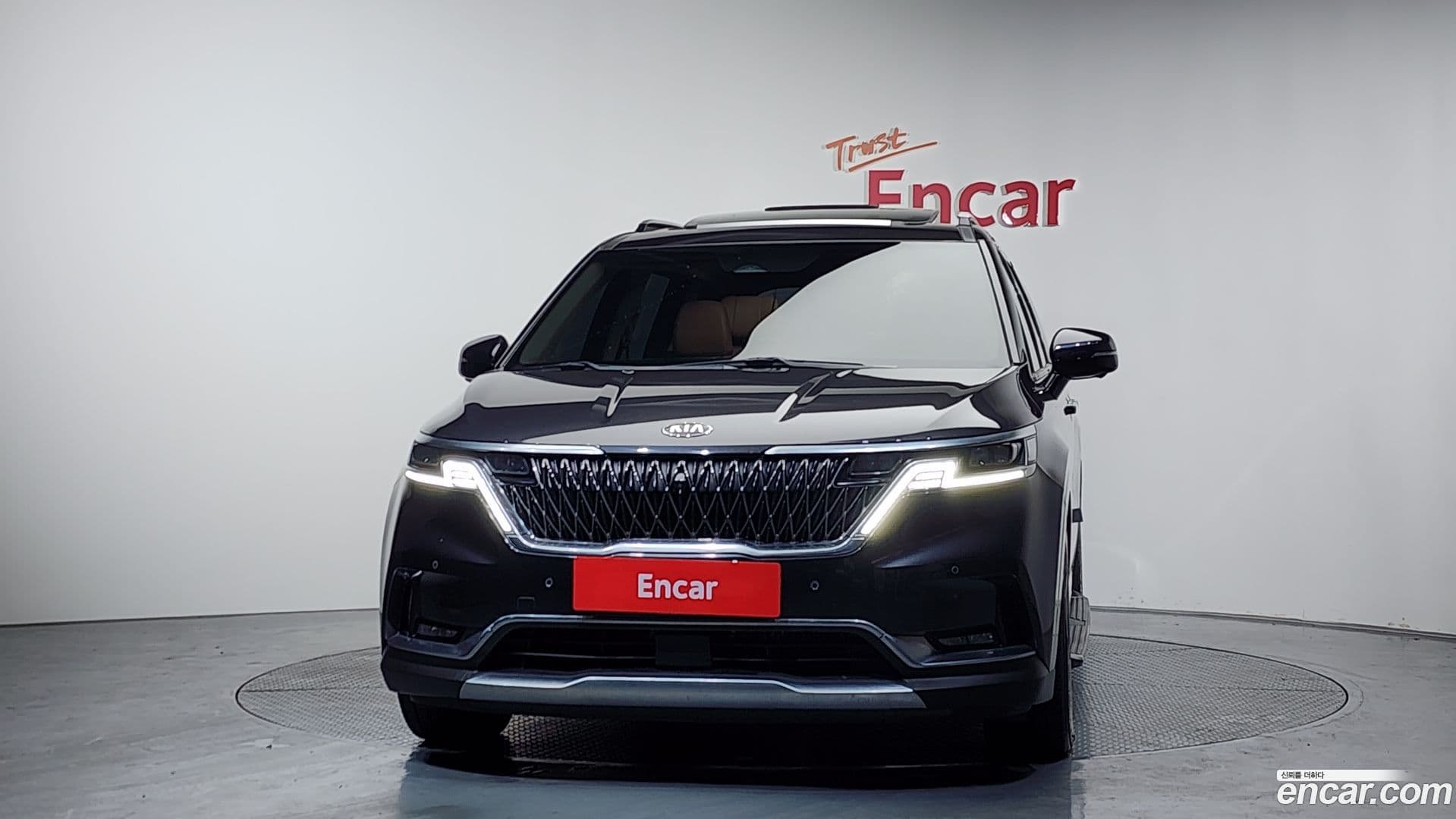 Main__Slider__Photo:Canival Kia 2020.7-2