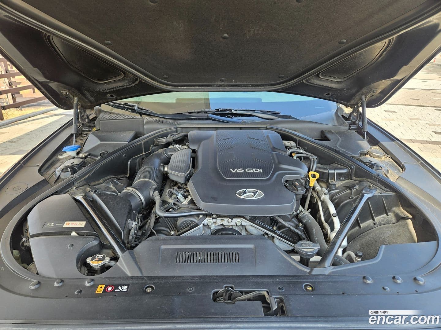 Main__Slider__Photo:Genesis Hyundai 2015.11-5