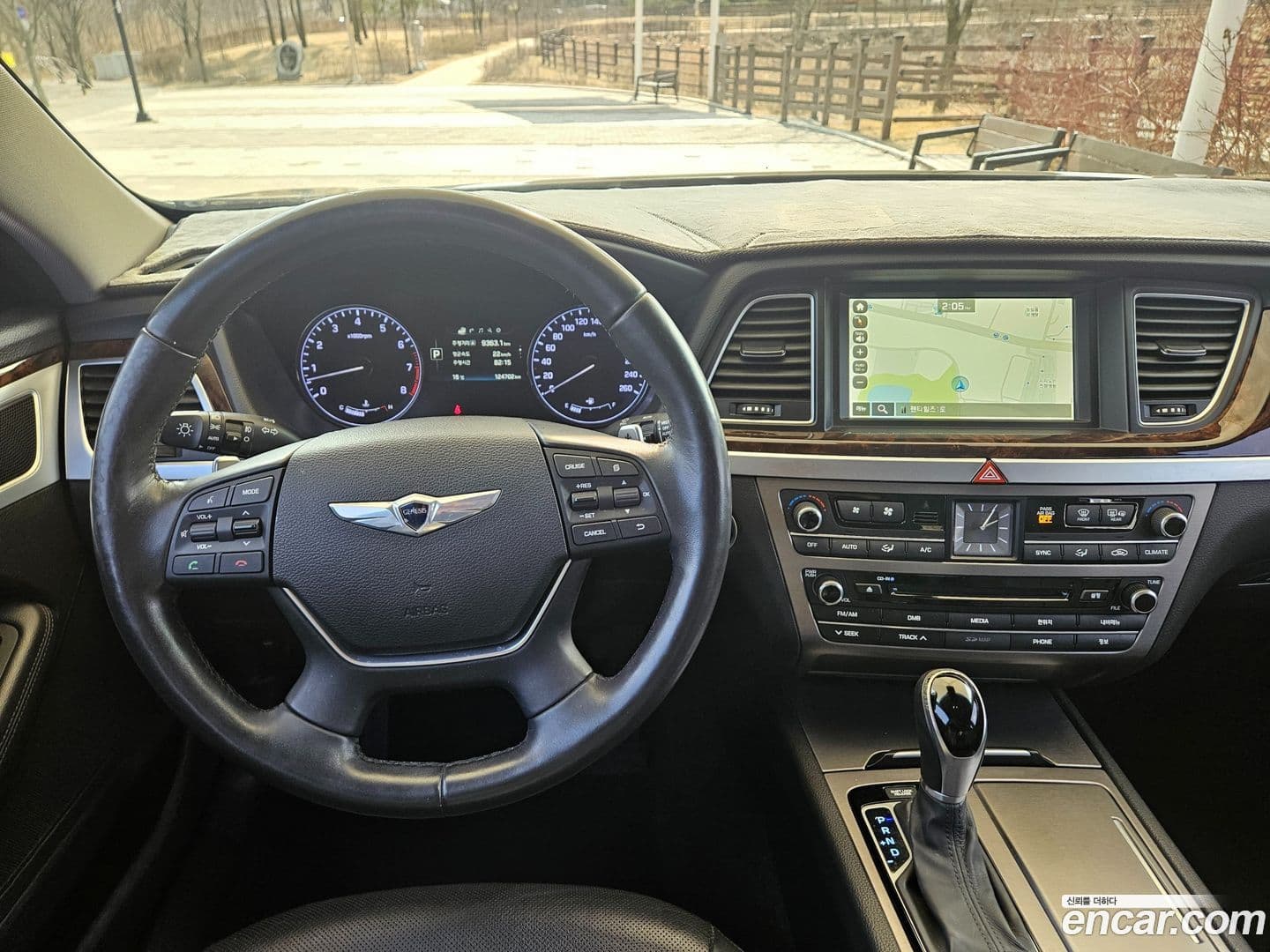 Main__Slider__Photo:Genesis Hyundai 2015.11-6