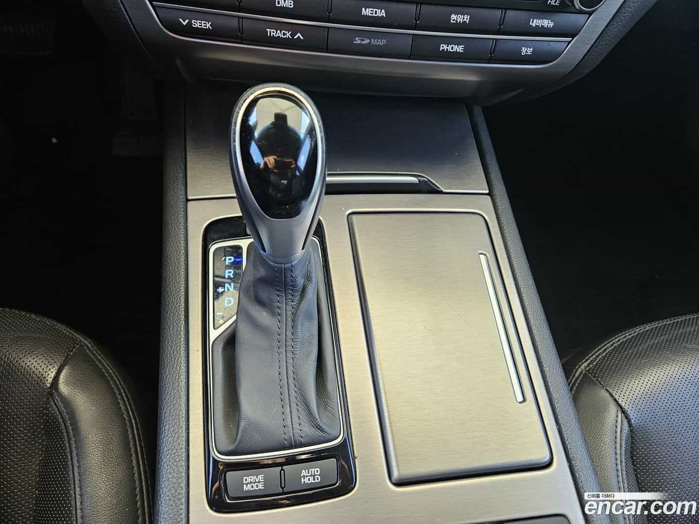 Genesis Hyundai 2015.11-INNER-009