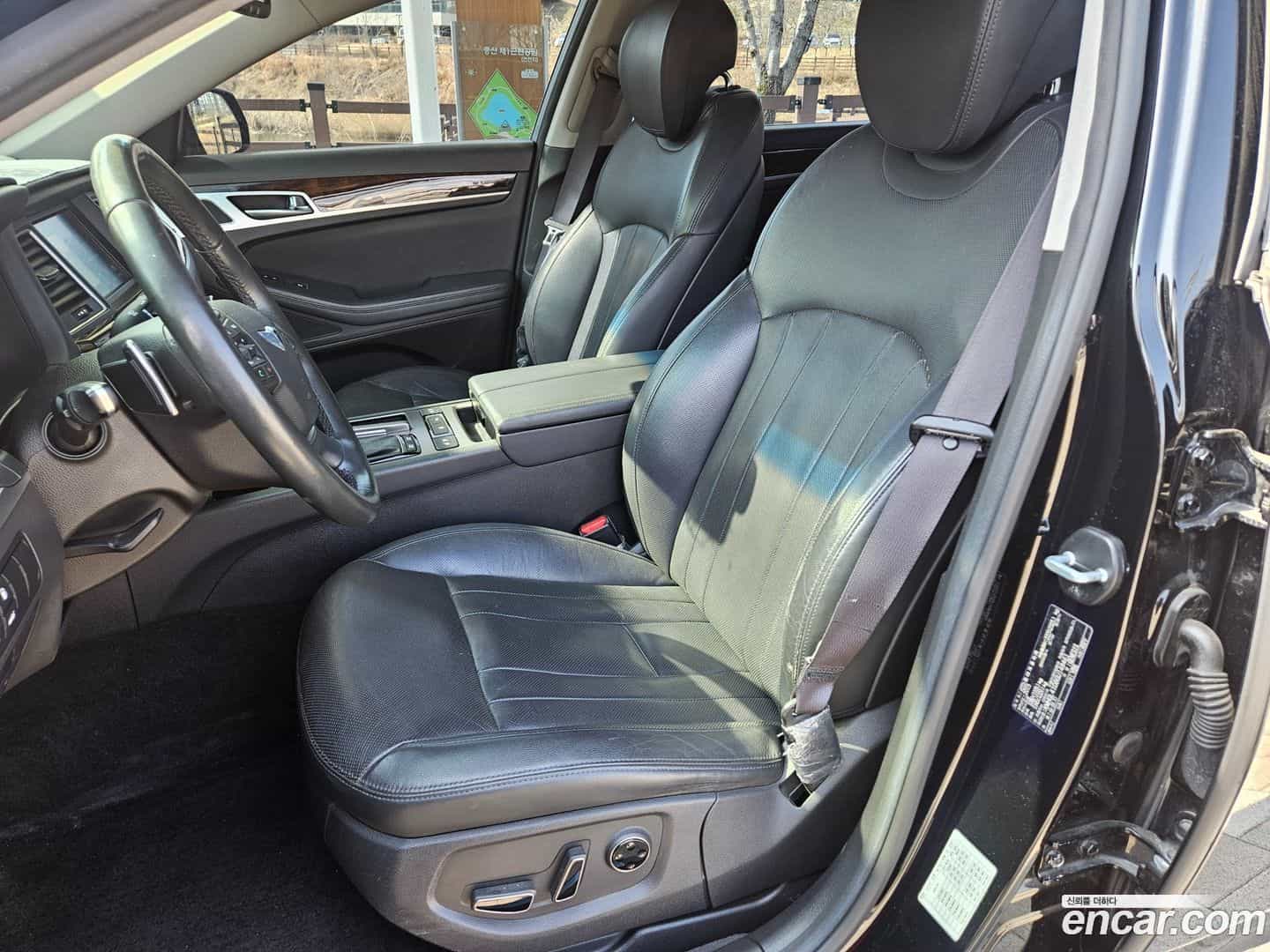 Genesis Hyundai 2015.11-INNER-010