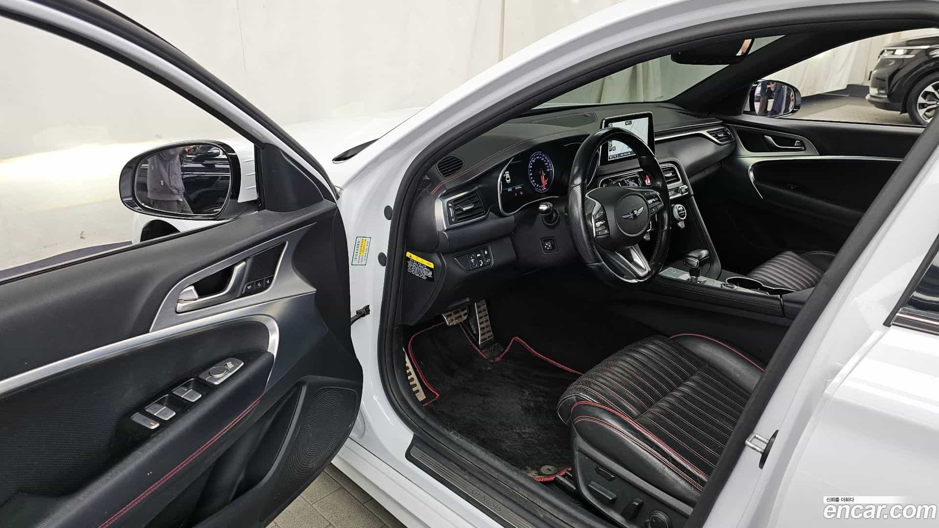 G70 Genesis 2018.0-INNER-010