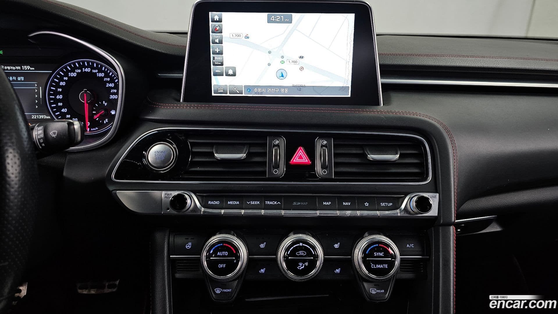 Main__Slider__Photo:G70 Genesis 2018.0-13