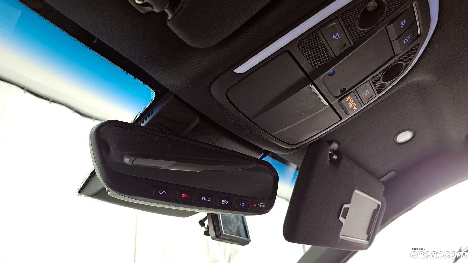 Main__Slider__Photo:G70 Genesis 2018.0-16