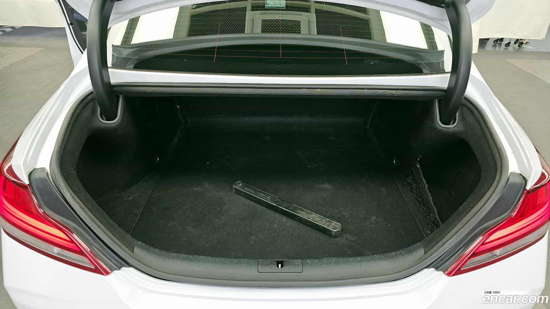 G70 Genesis 2018.0-OPTION-024