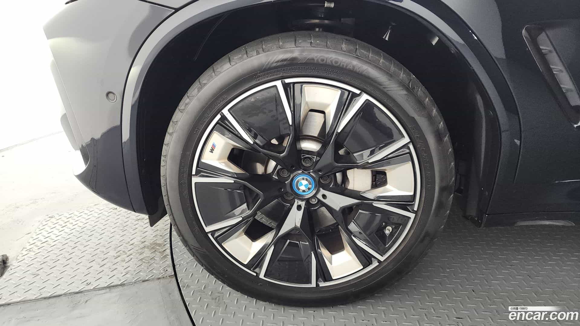 iX3 BMW 2024.1-OUTER-005