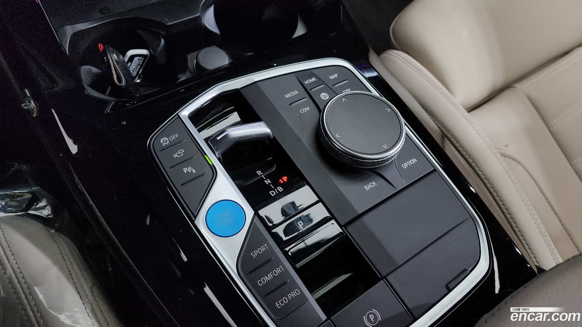 iX3 BMW 2024.1-INNER-009