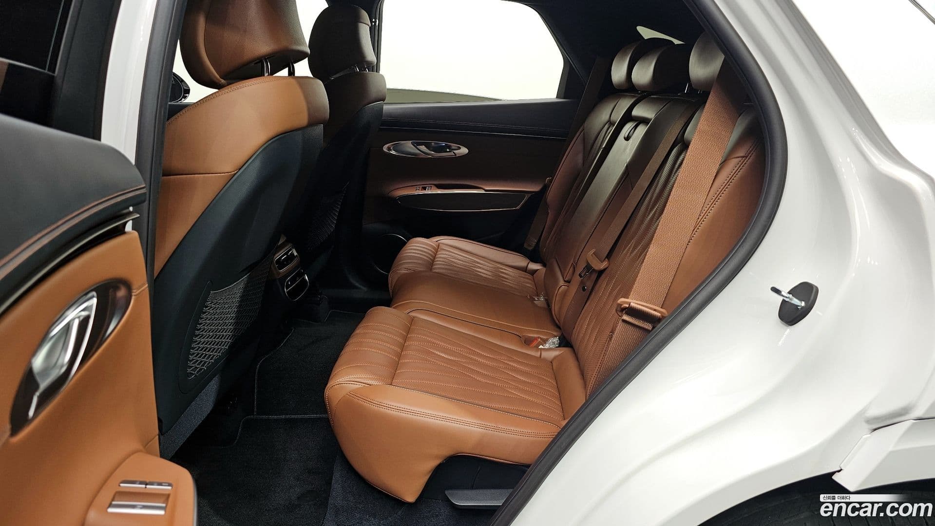 Main__Slider__Photo:GV70 Genesis 2021.6-11