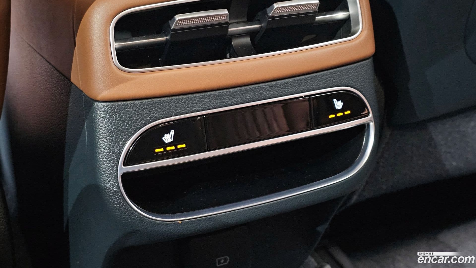 Main__Slider__Photo:GV70 Genesis 2021.6-16