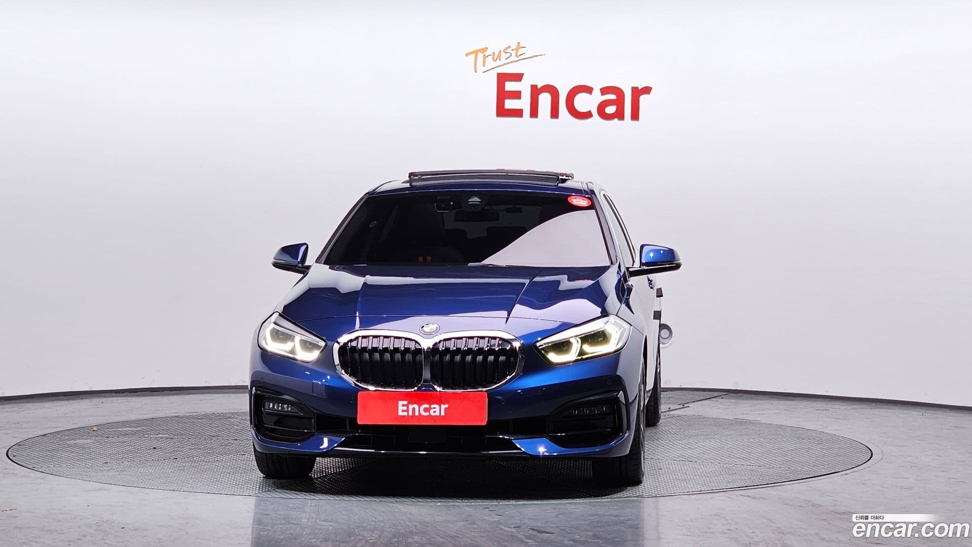 Main__Slider__Photo:1-Series BMW 2021.2-2