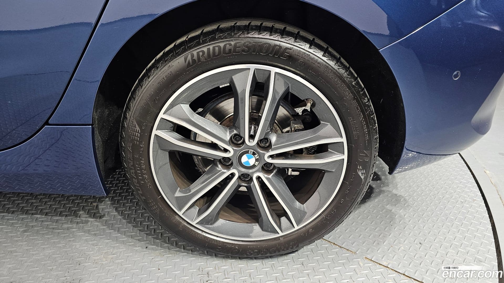 Main__Slider__Photo:1-Series BMW 2021.2-4