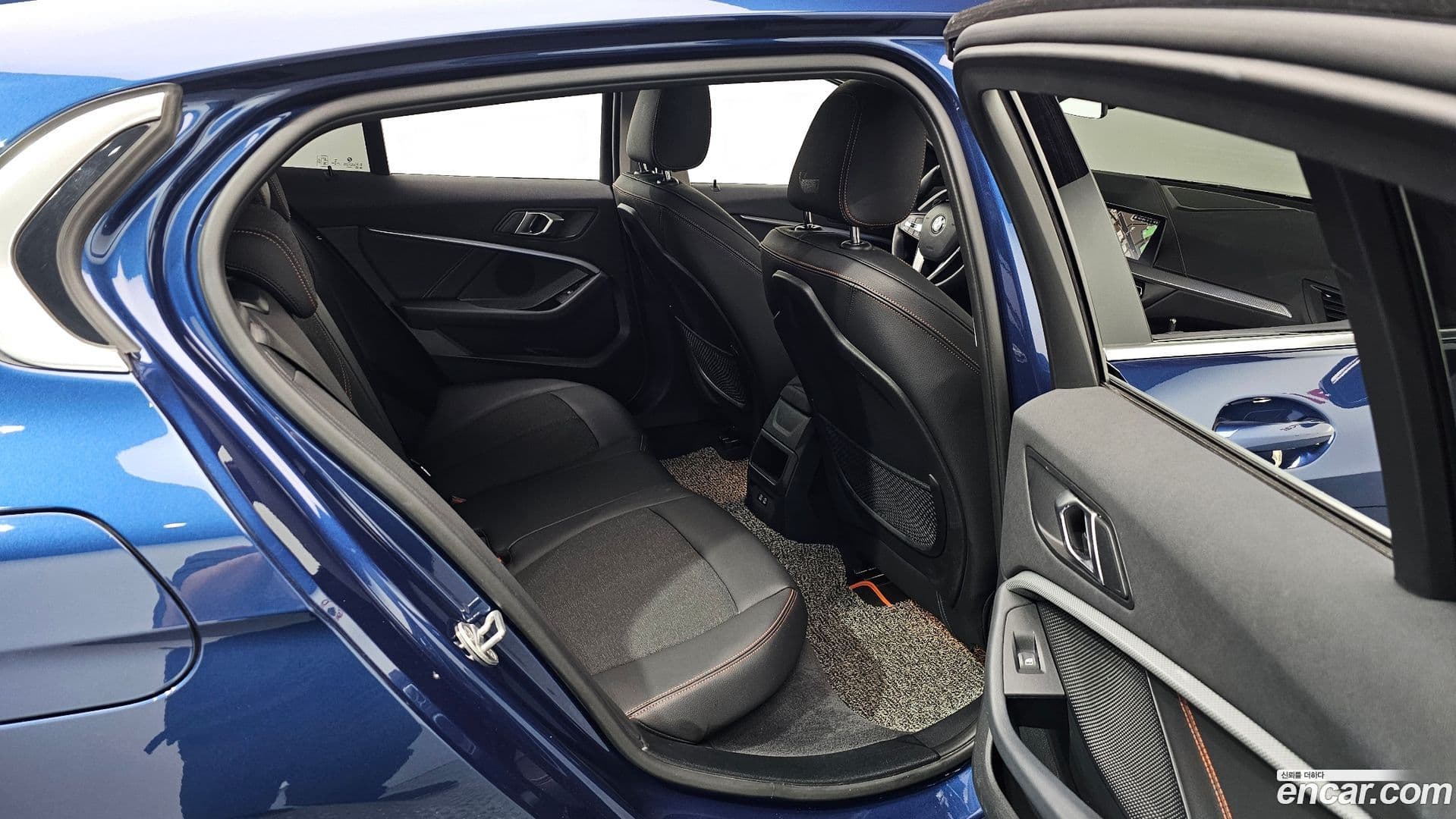 Main__Slider__Photo:1-Series BMW 2021.2-10