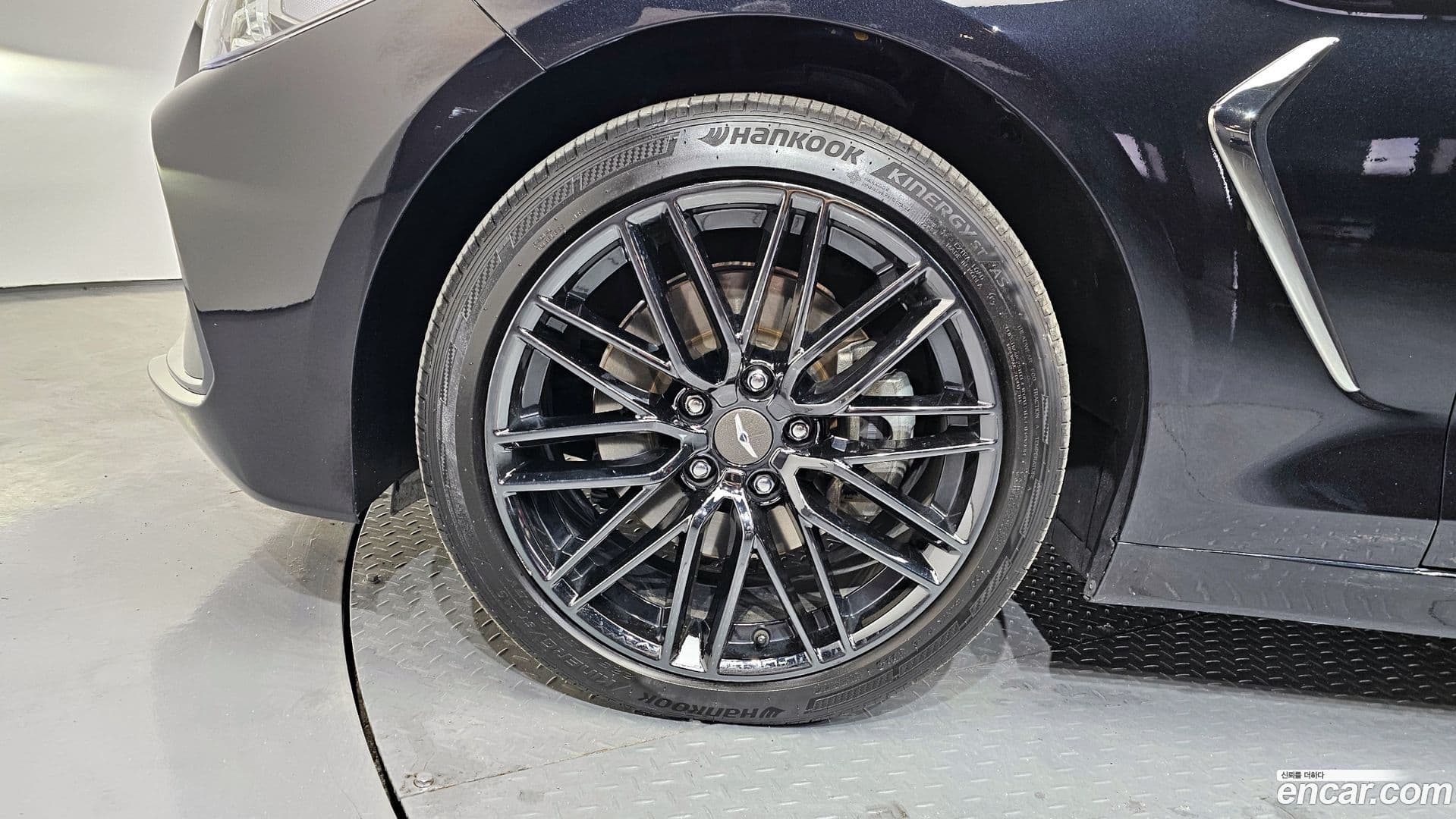 Main__Slider__Photo:G70 Genesis 2019.7-4