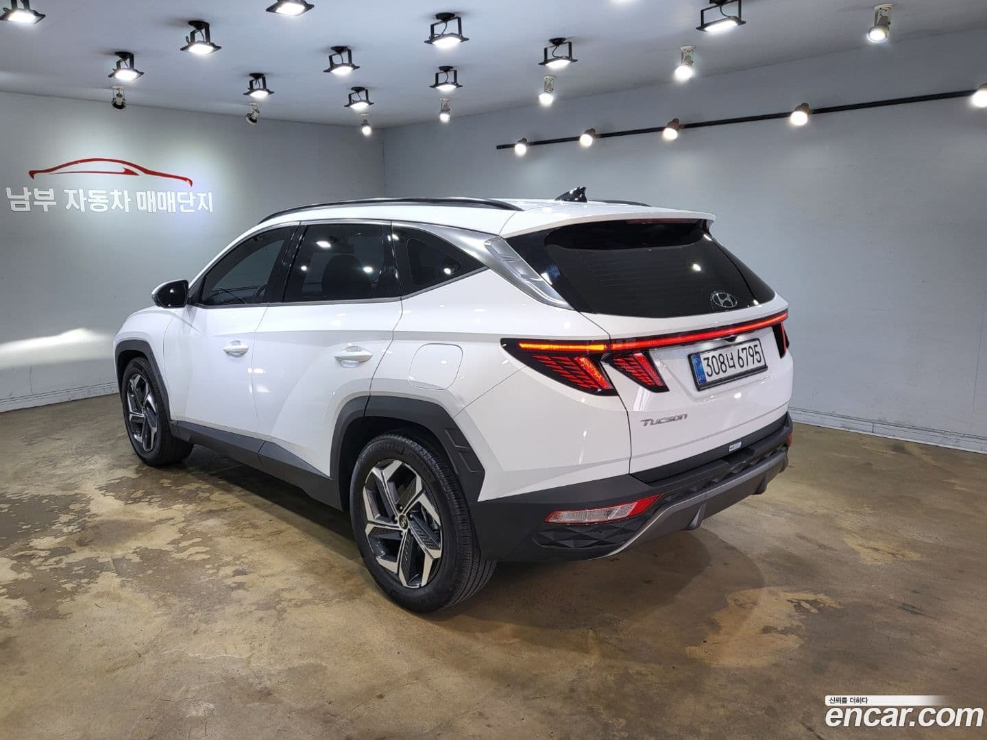 Main__Slider__Photo:Tucson Hyundai 2021.5-5