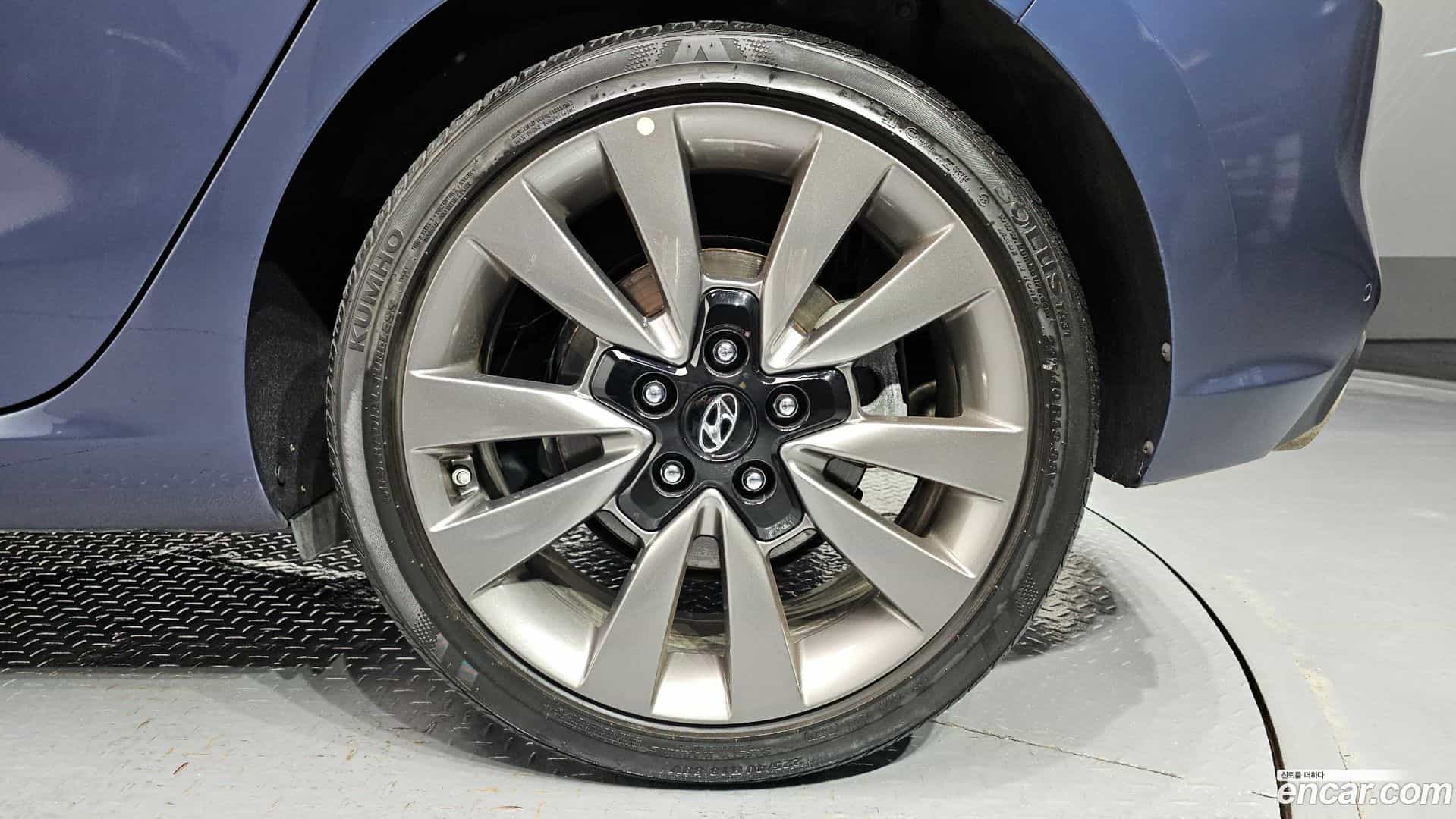 i30 Hyundai 2017.4-OUTER-005