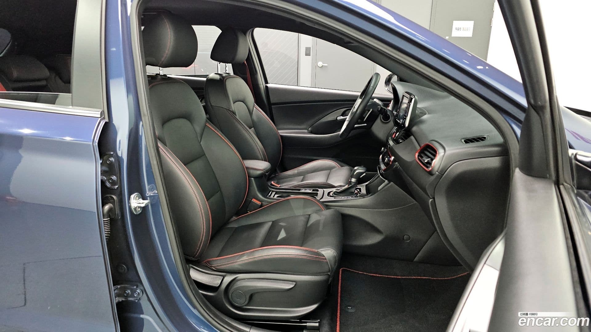 Main__Slider__Photo:i30 Hyundai 2017.4-11