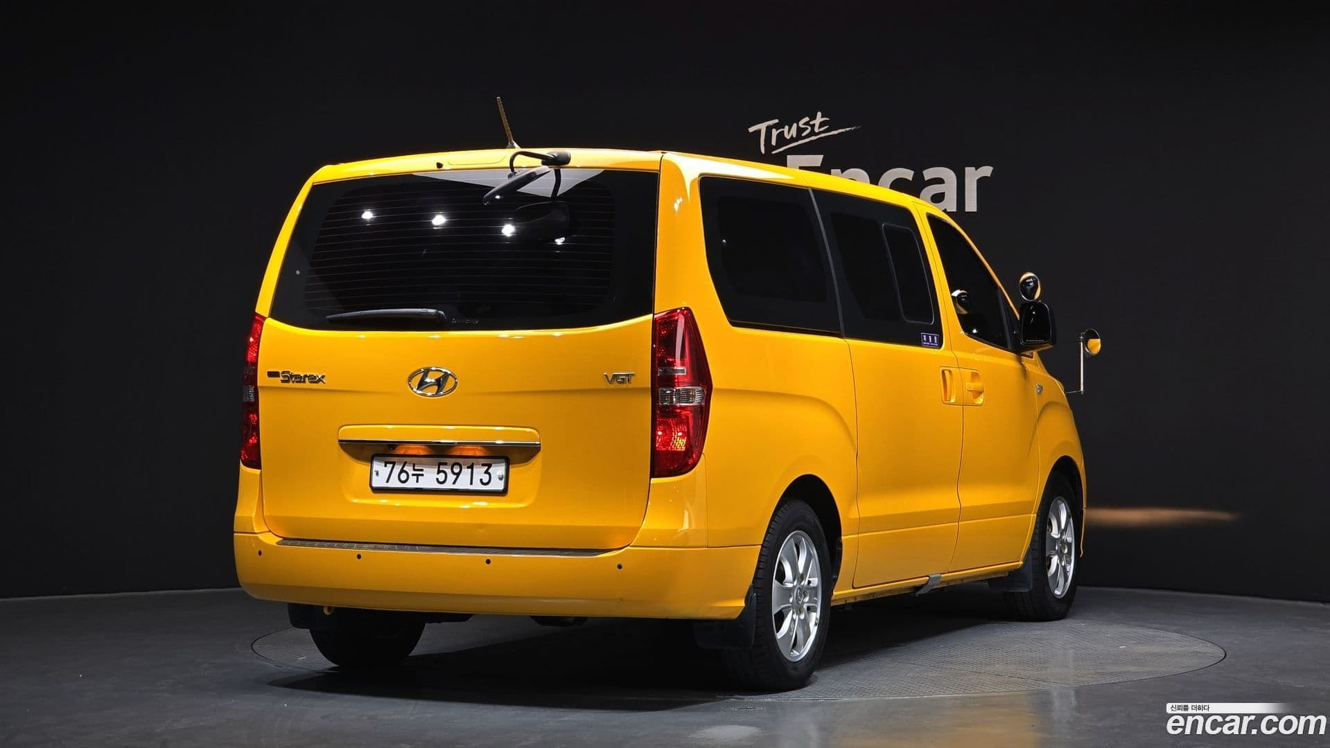 Main__Slider__Photo:Starex Hyundai 2019.1-1