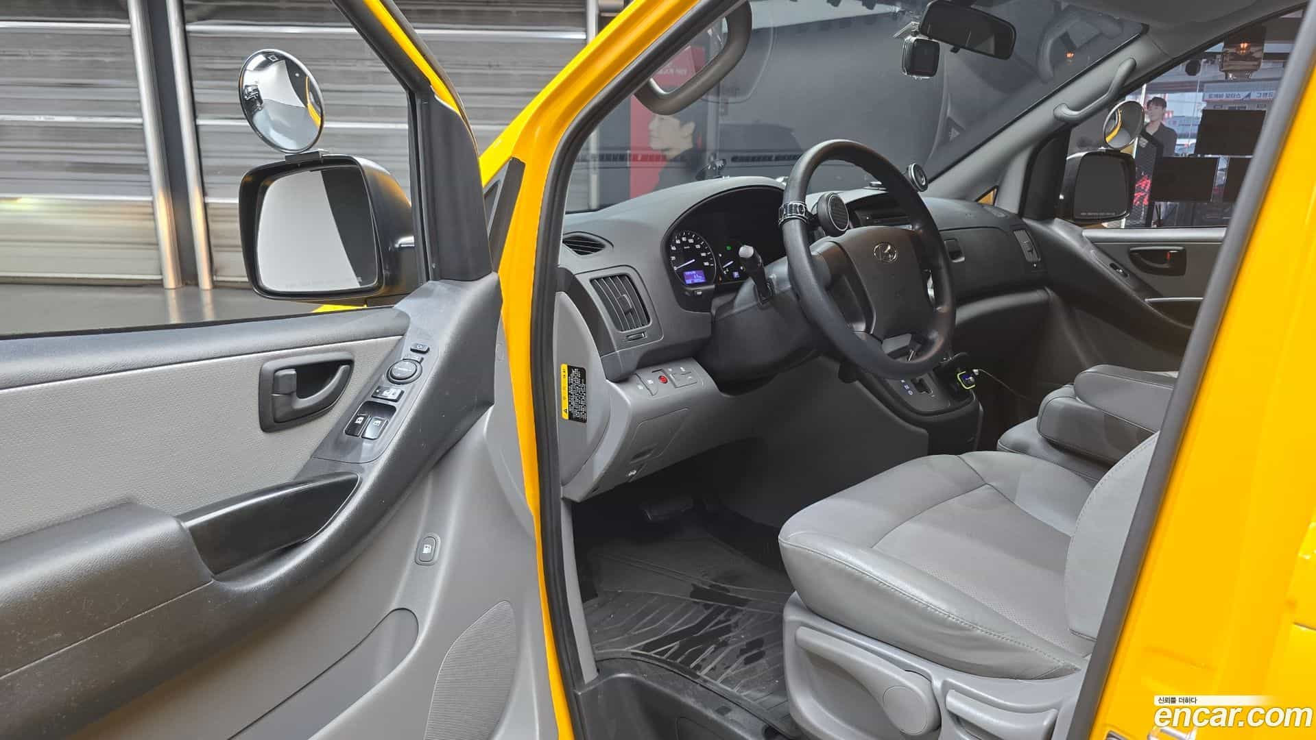 Starex Hyundai 2019.1-OPTION-015
