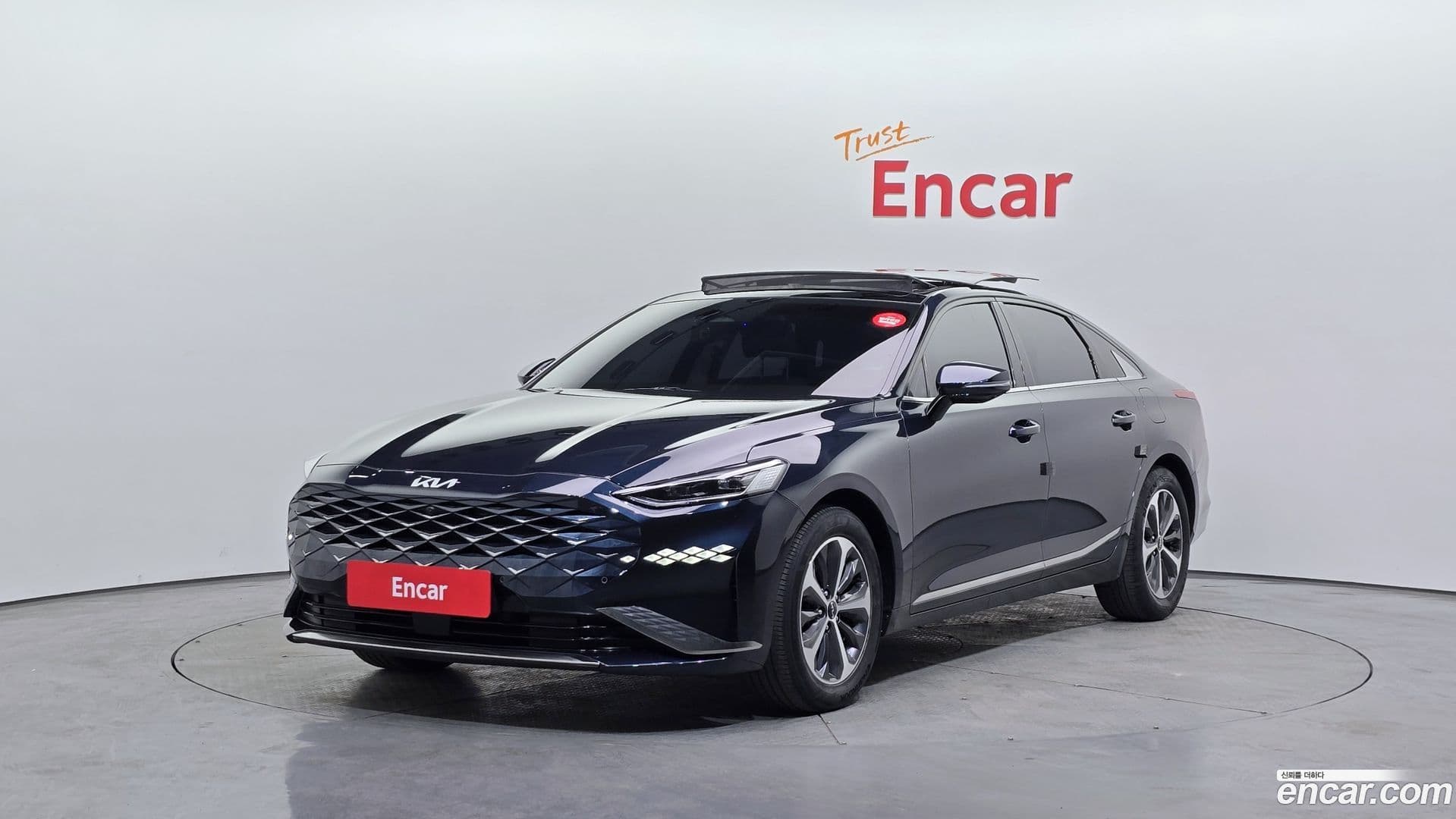 Main__Slider__Photo:K8 Kia 2021.9-0