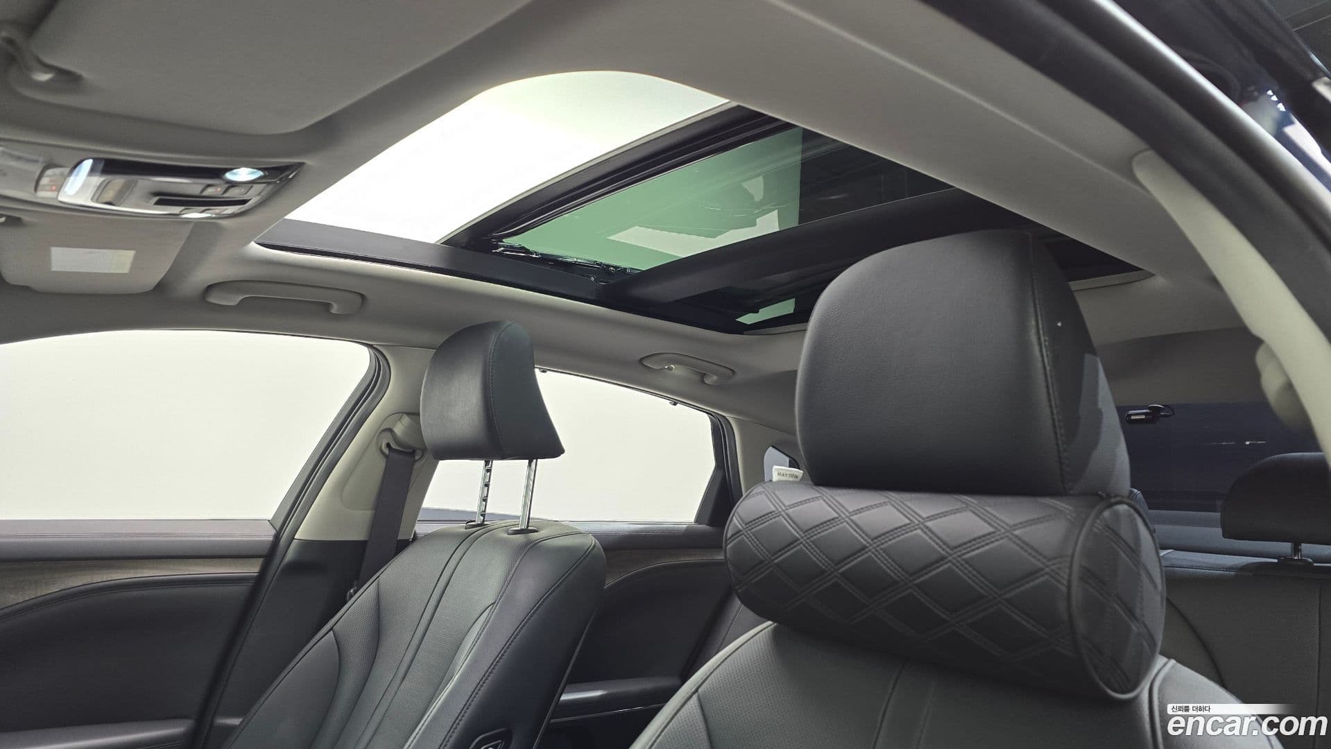 Main__Slider__Photo:K8 Kia 2021.9-18