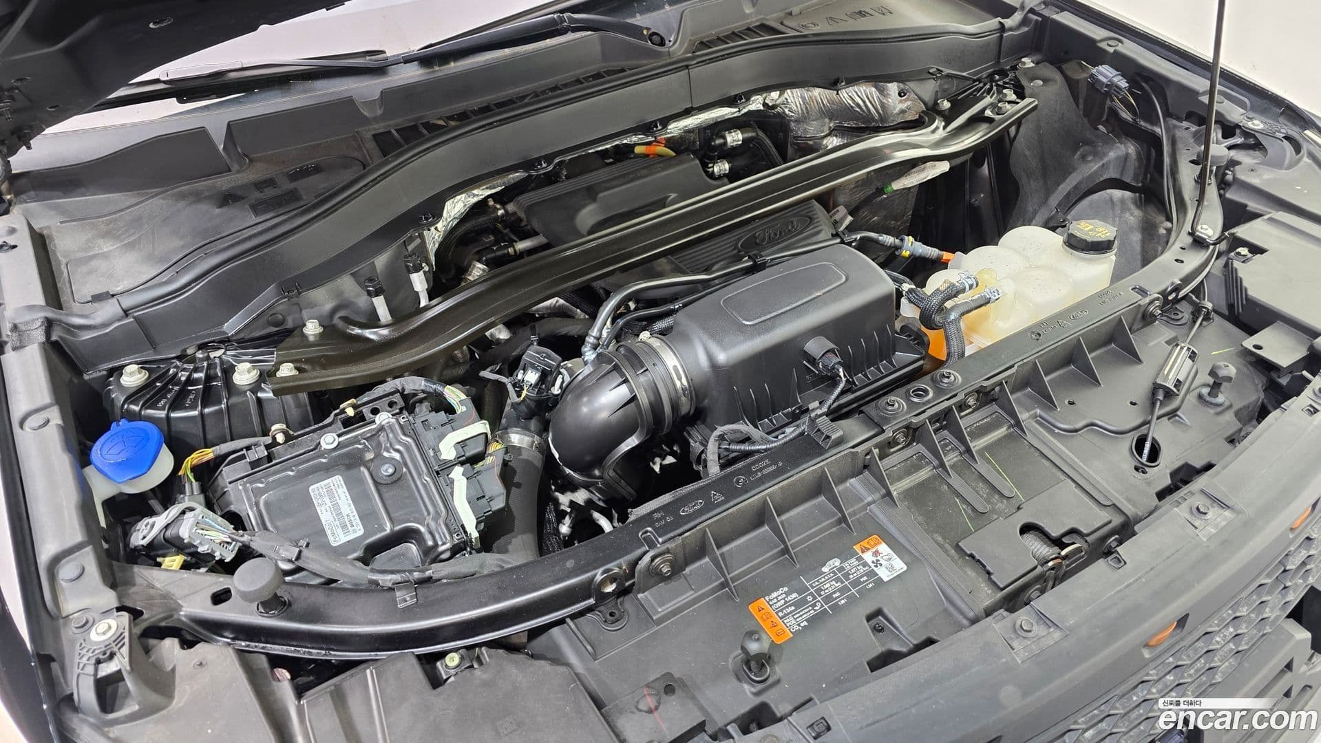 Main__Slider__Photo:Explorer Ford 2019.11-5