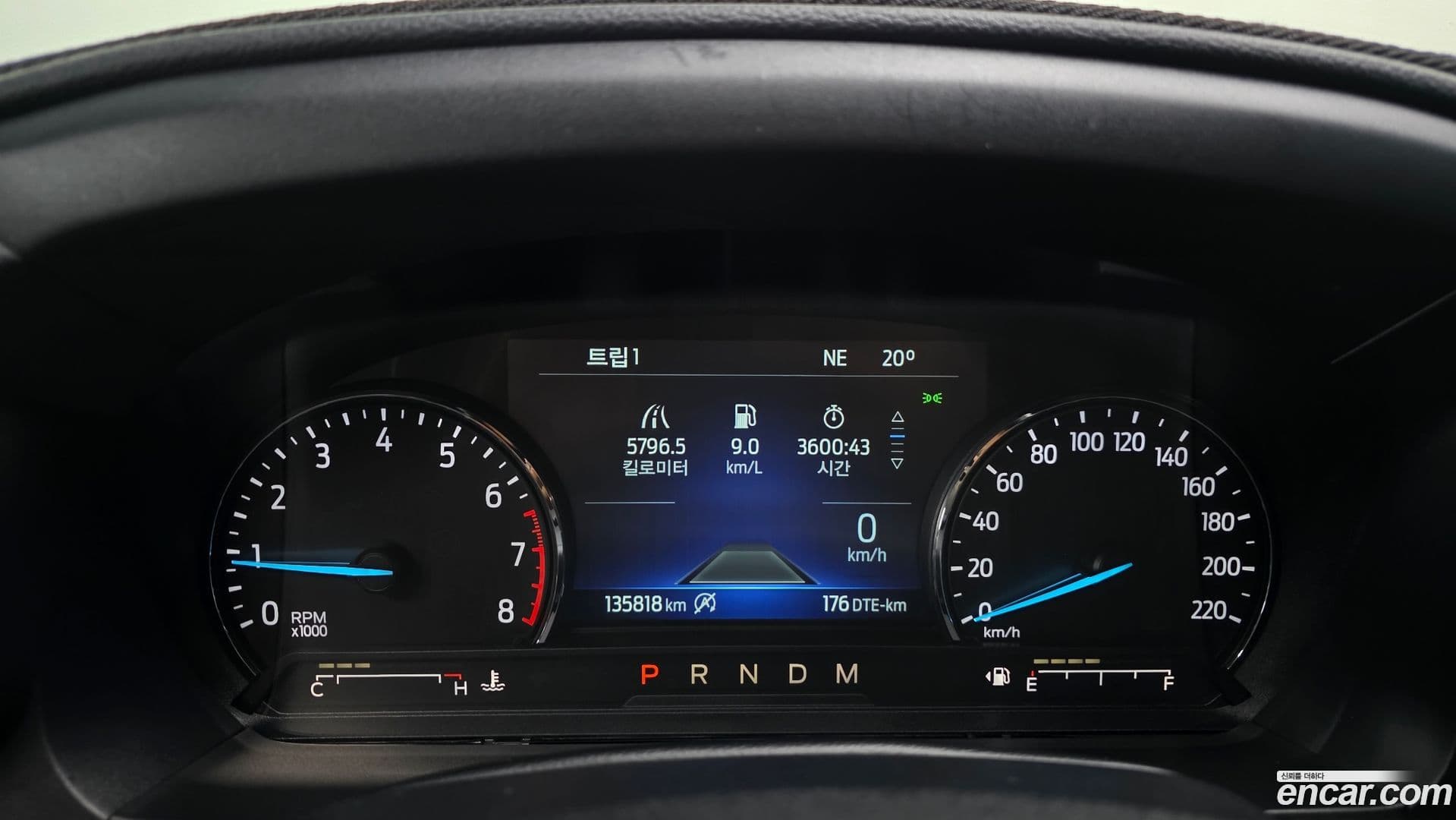 Main__Slider__Photo:Explorer Ford 2019.11-7