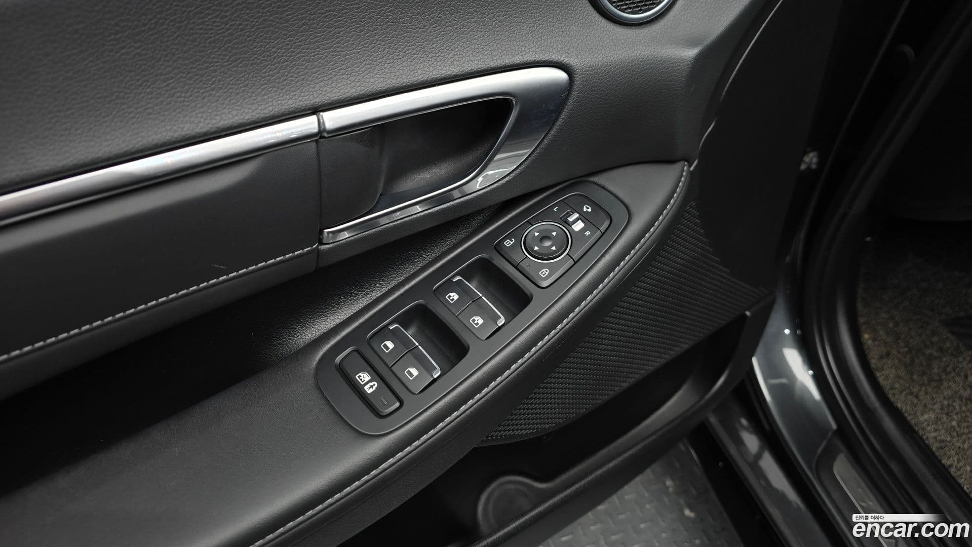 Main__Slider__Photo:Sonata Hyundai 2022.5-16