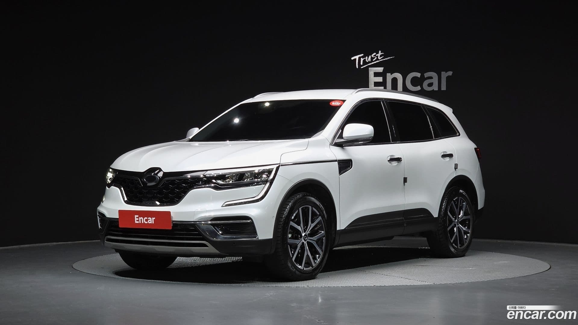 Main__Slider__Photo:QM6 Renault-KoreaSamsung 2022.1-0