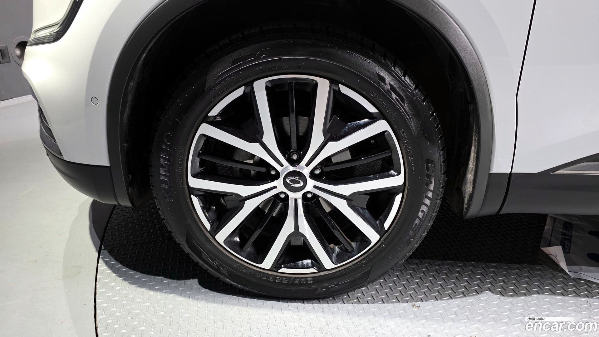 Main__Slider__Photo:QM6 Renault-KoreaSamsung 2022.1-4