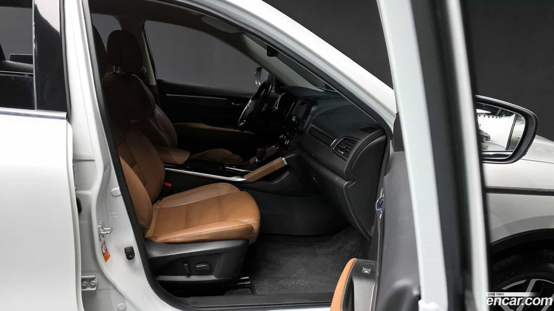 QM6 Renault-KoreaSamsung 2022.1-OPTION-015