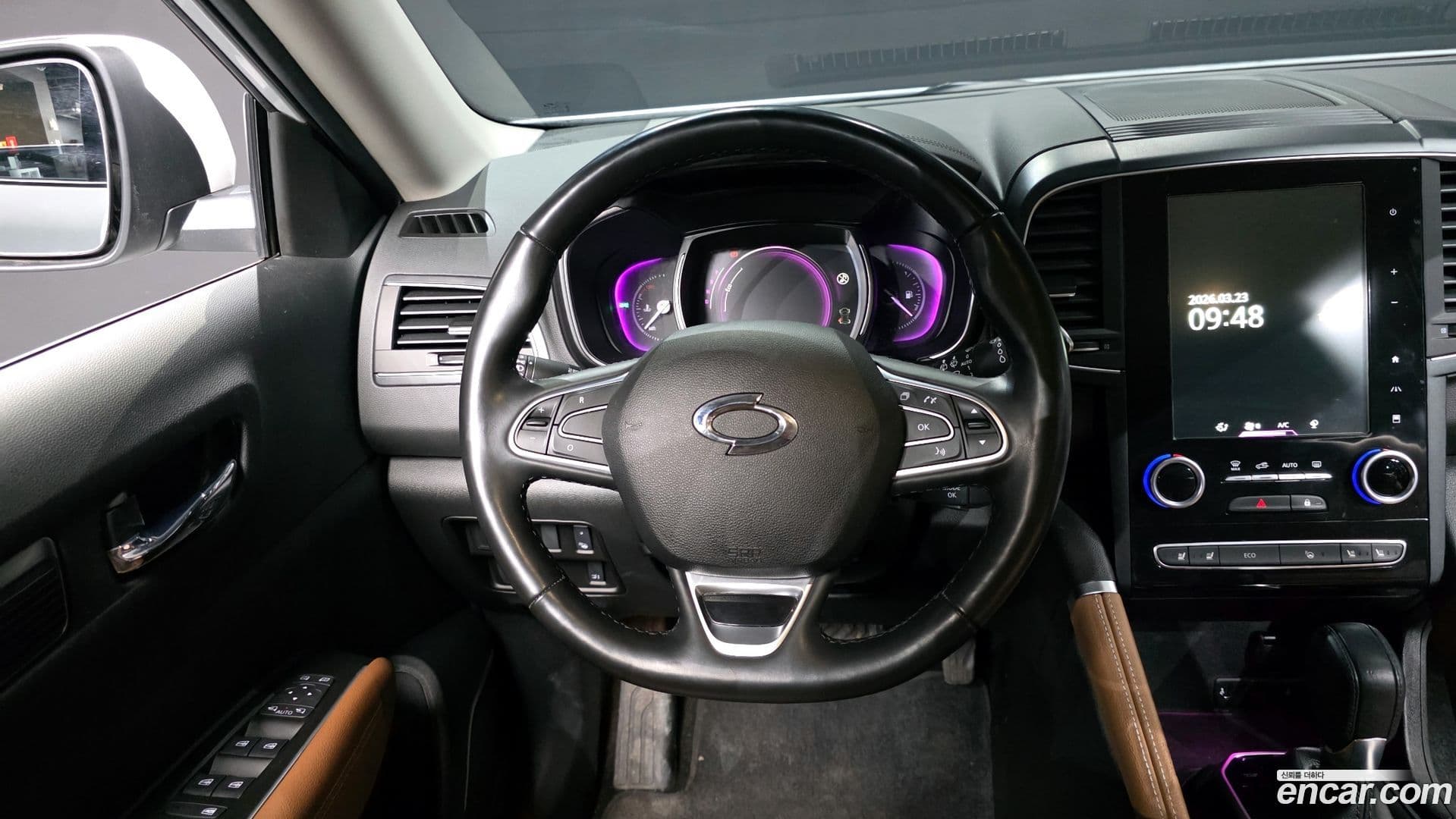 Main__Slider__Photo:QM6 Renault-KoreaSamsung 2022.1-12