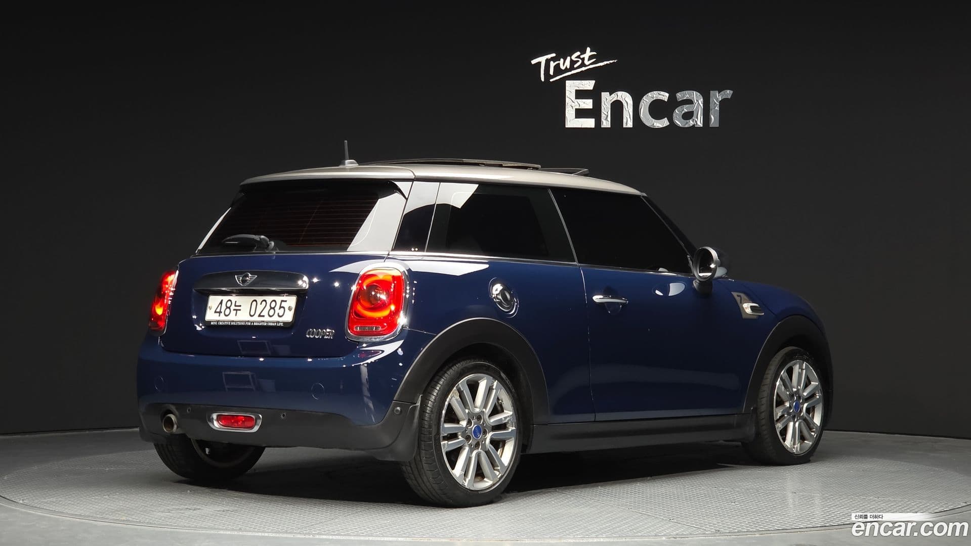 Main__Slider__Photo:Cooper Mini 2016.9-1