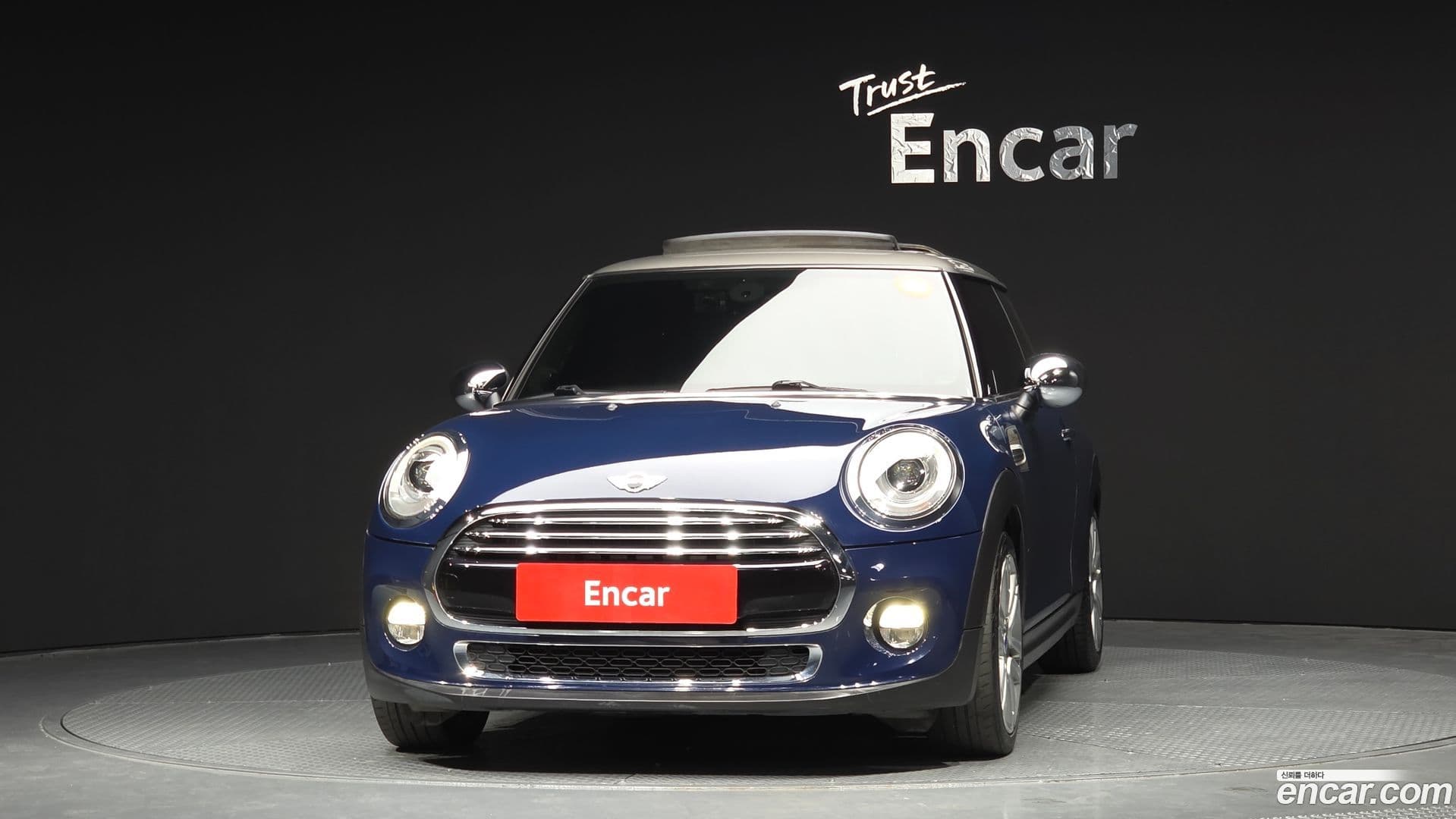 Main__Slider__Photo:Cooper Mini 2016.9-2