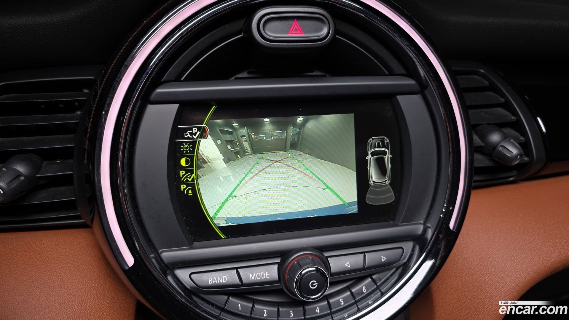 Main__Slider__Photo:Cooper Mini 2016.9-14