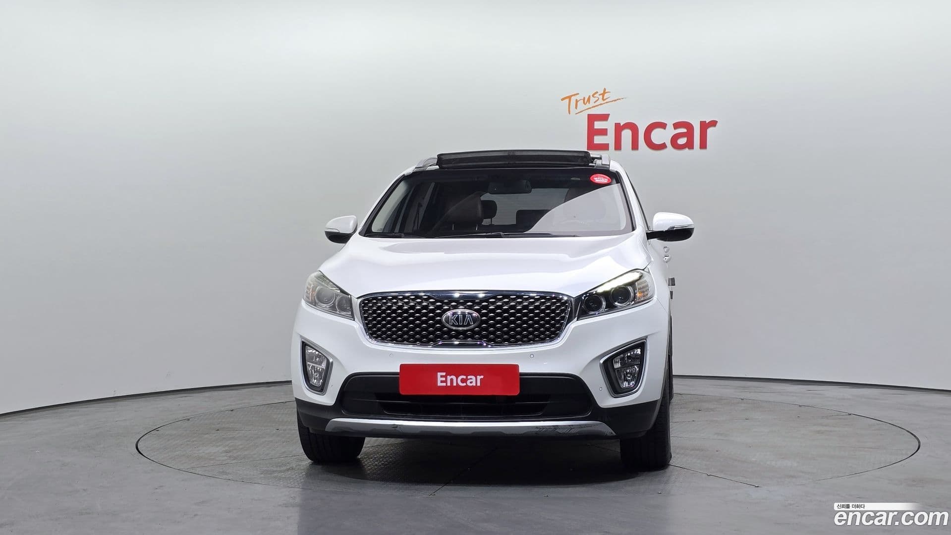 Main__Slider__Photo:Sorento Kia 2015.4-2