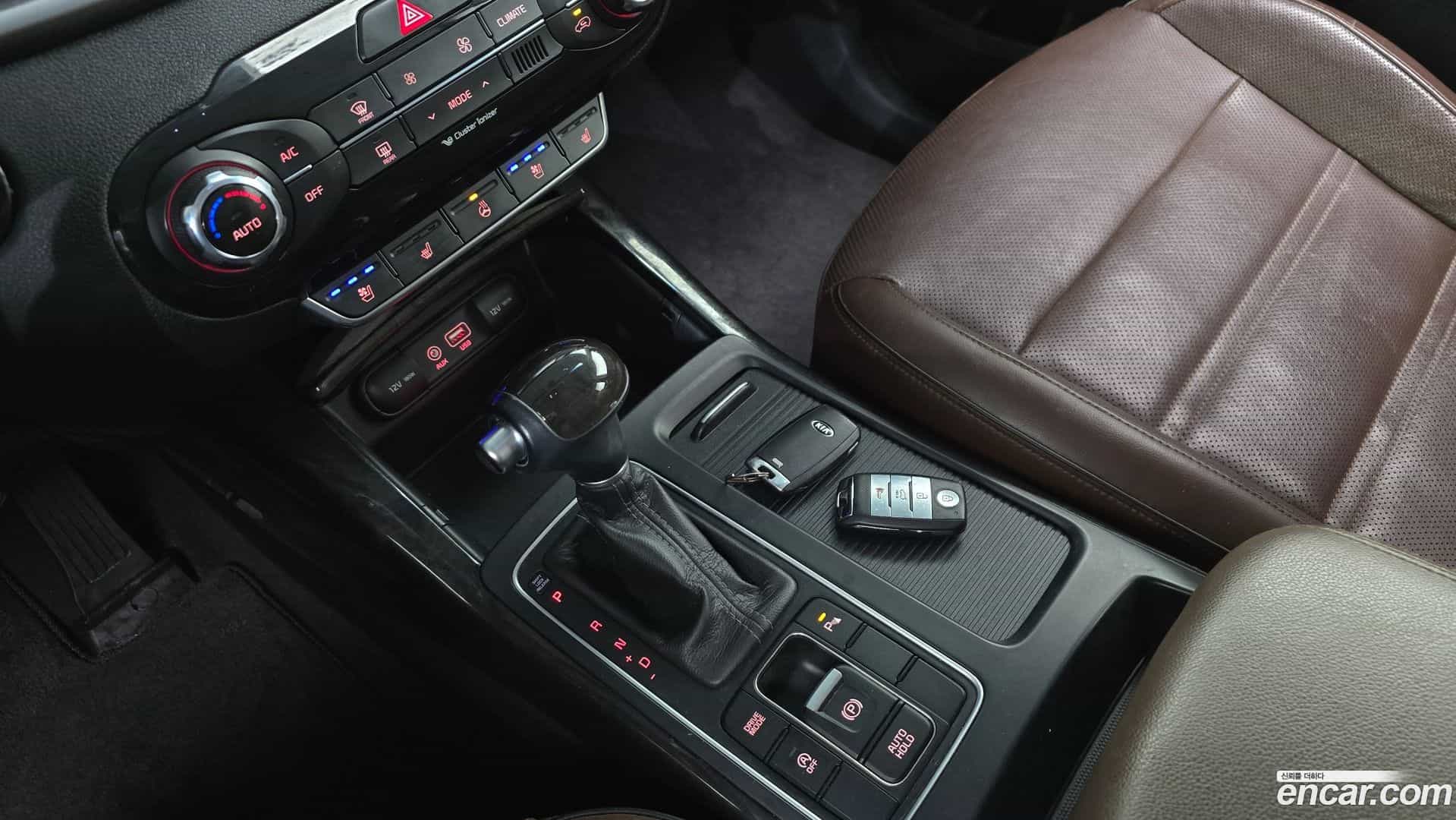 Sorento Kia 2015.4-INNER-009