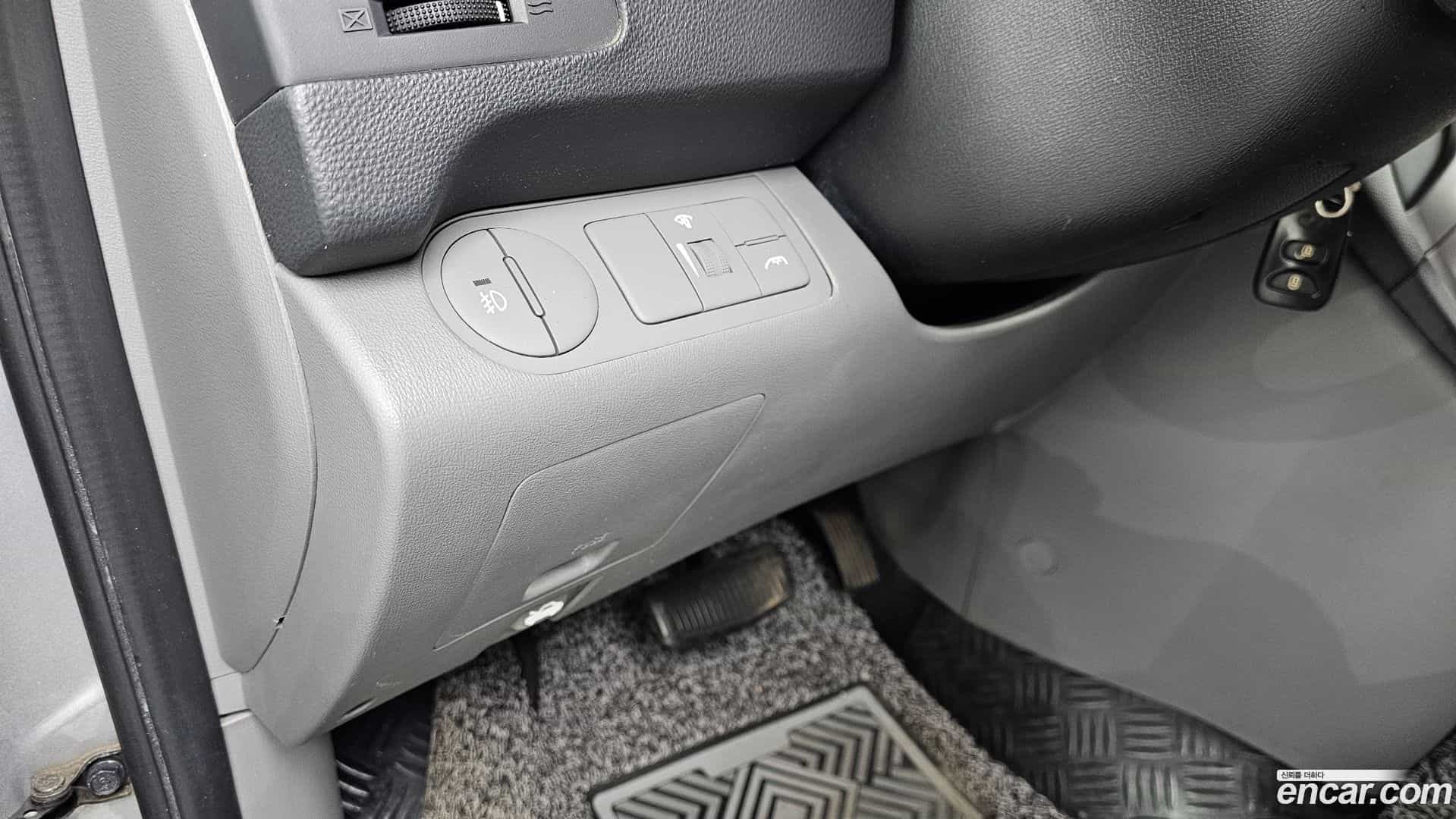 Starex Hyundai 2014.0-OPTION-017