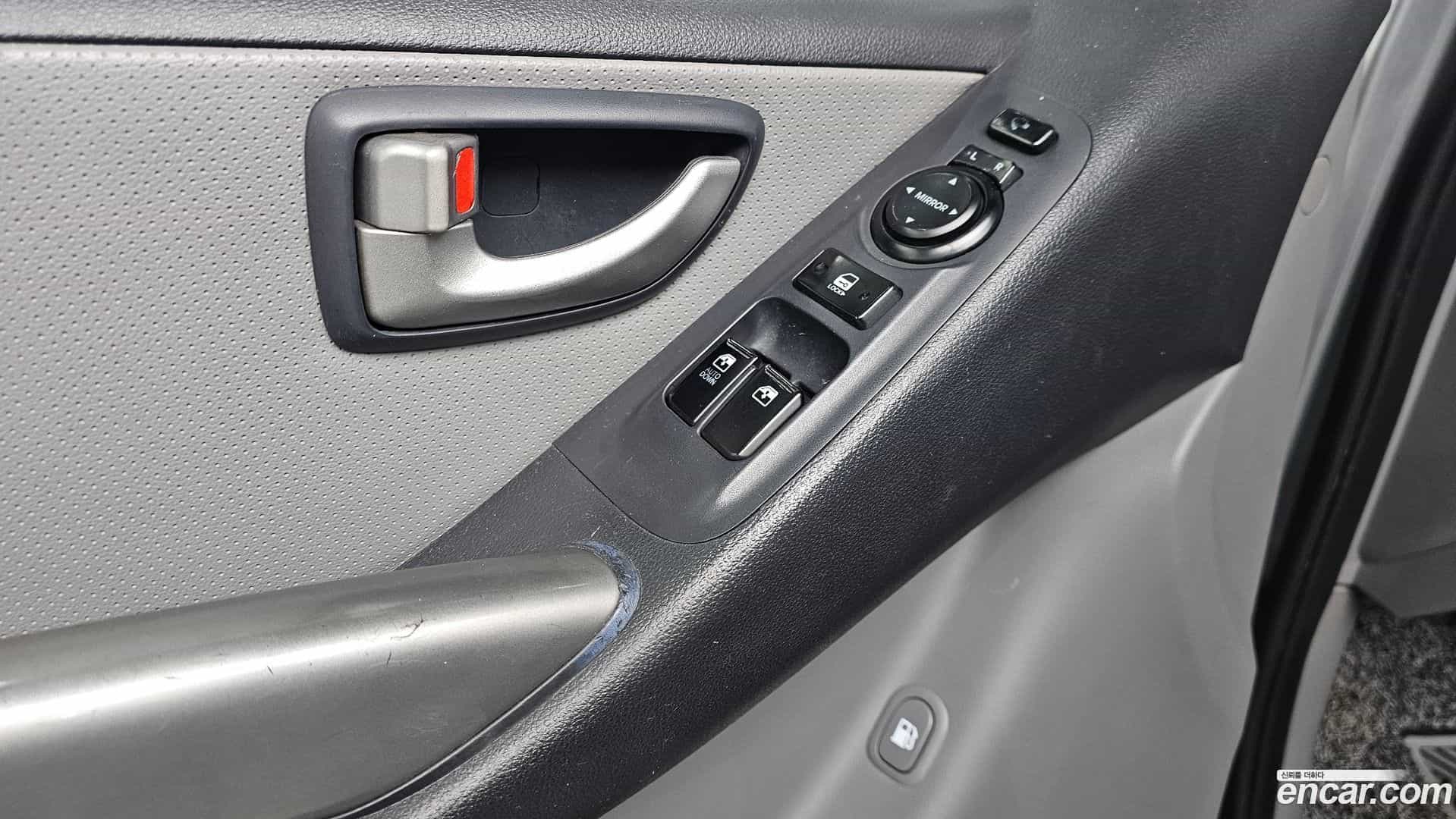 Starex Hyundai 2014.0-OPTION-021