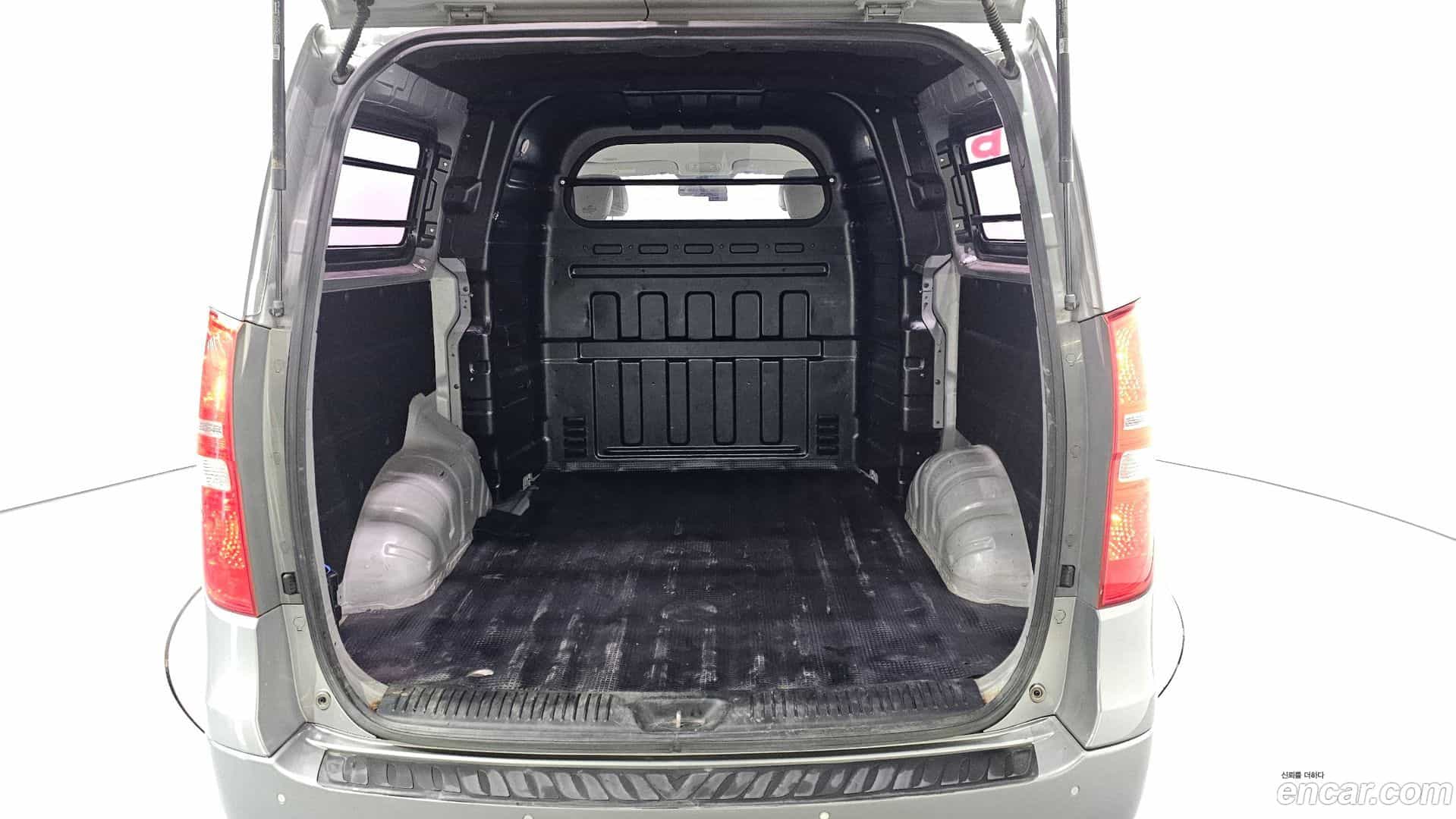 Starex Hyundai 2014.0-OPTION-024