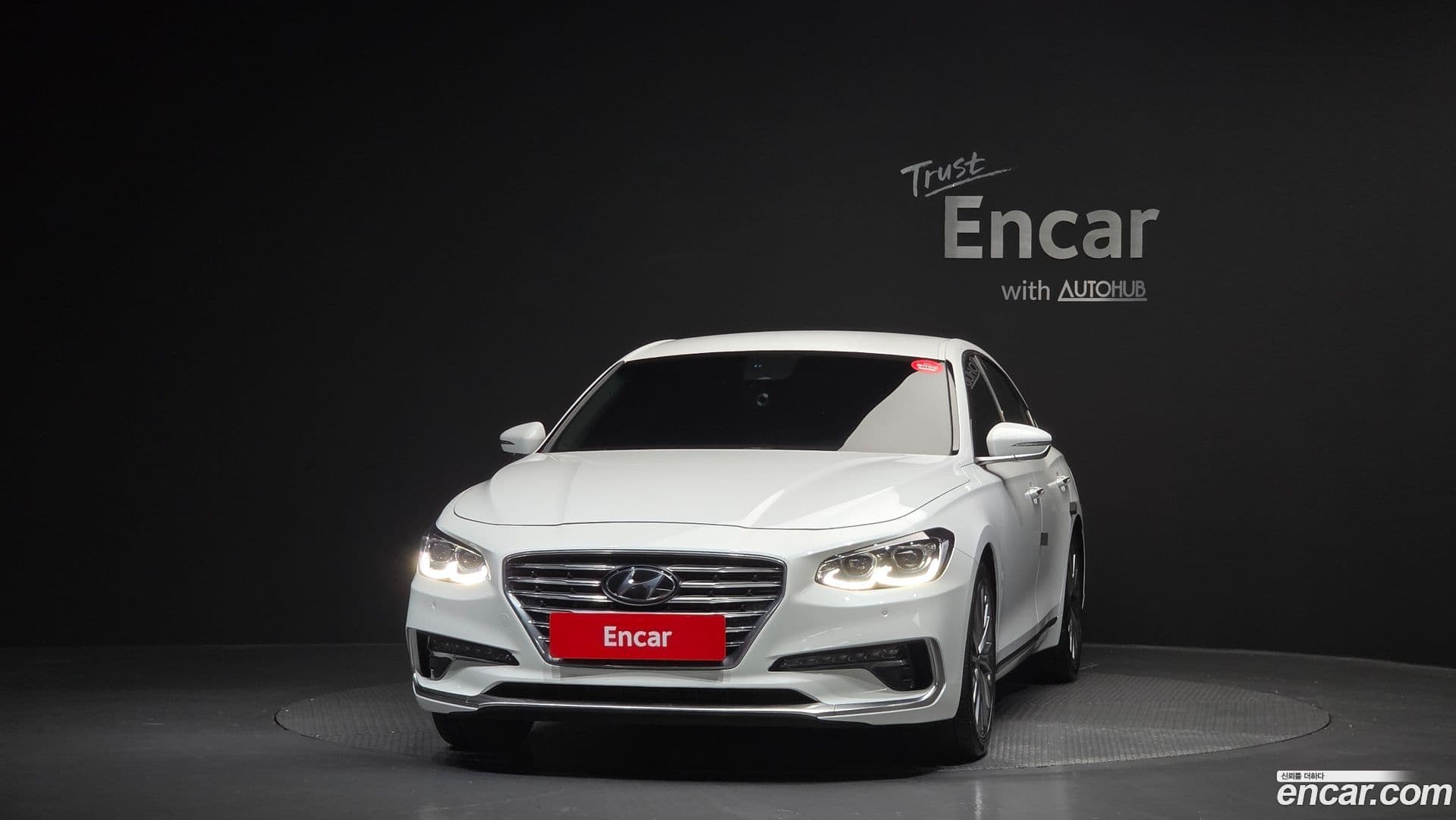 Main__Slider__Photo:Grandeur Hyundai 2019.3-2