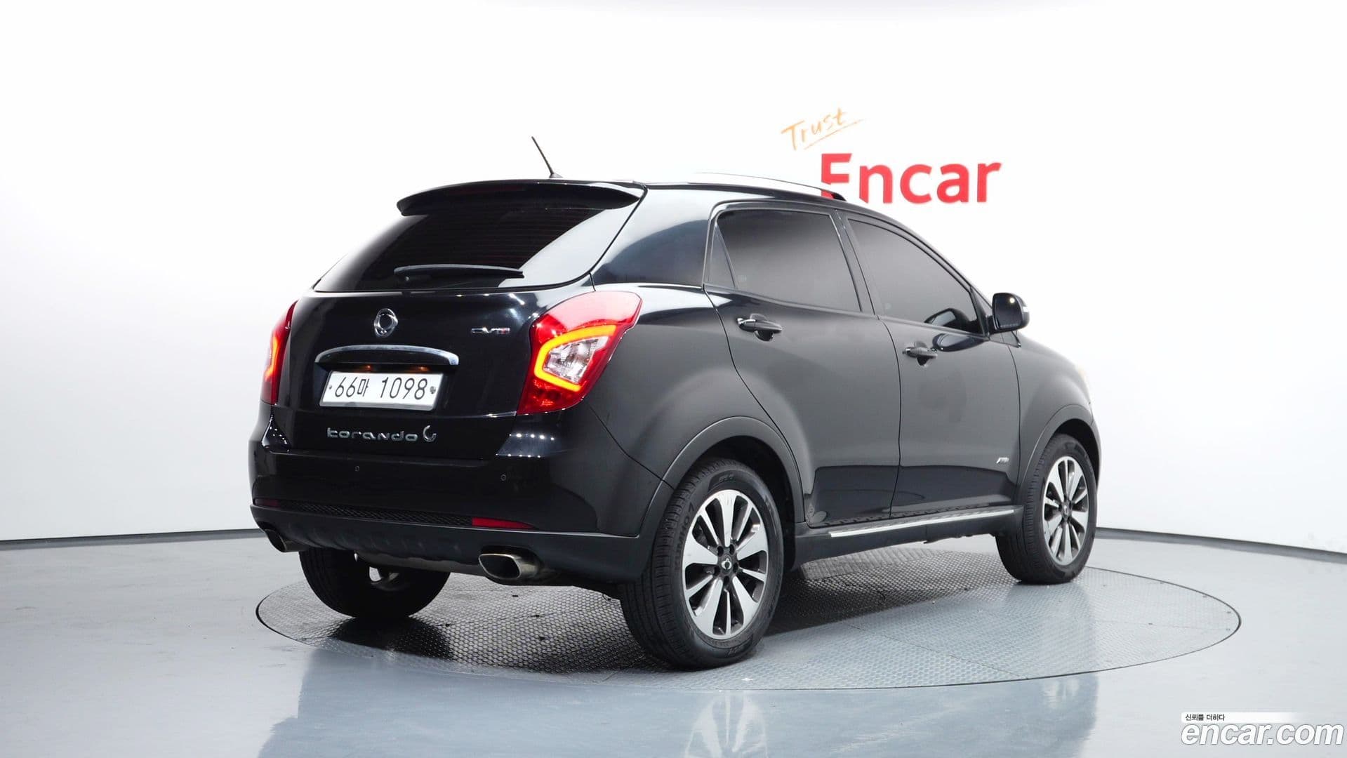Main__Slider__Photo:KORANDO KG_Mobility_Ssangyong 2014.7-1