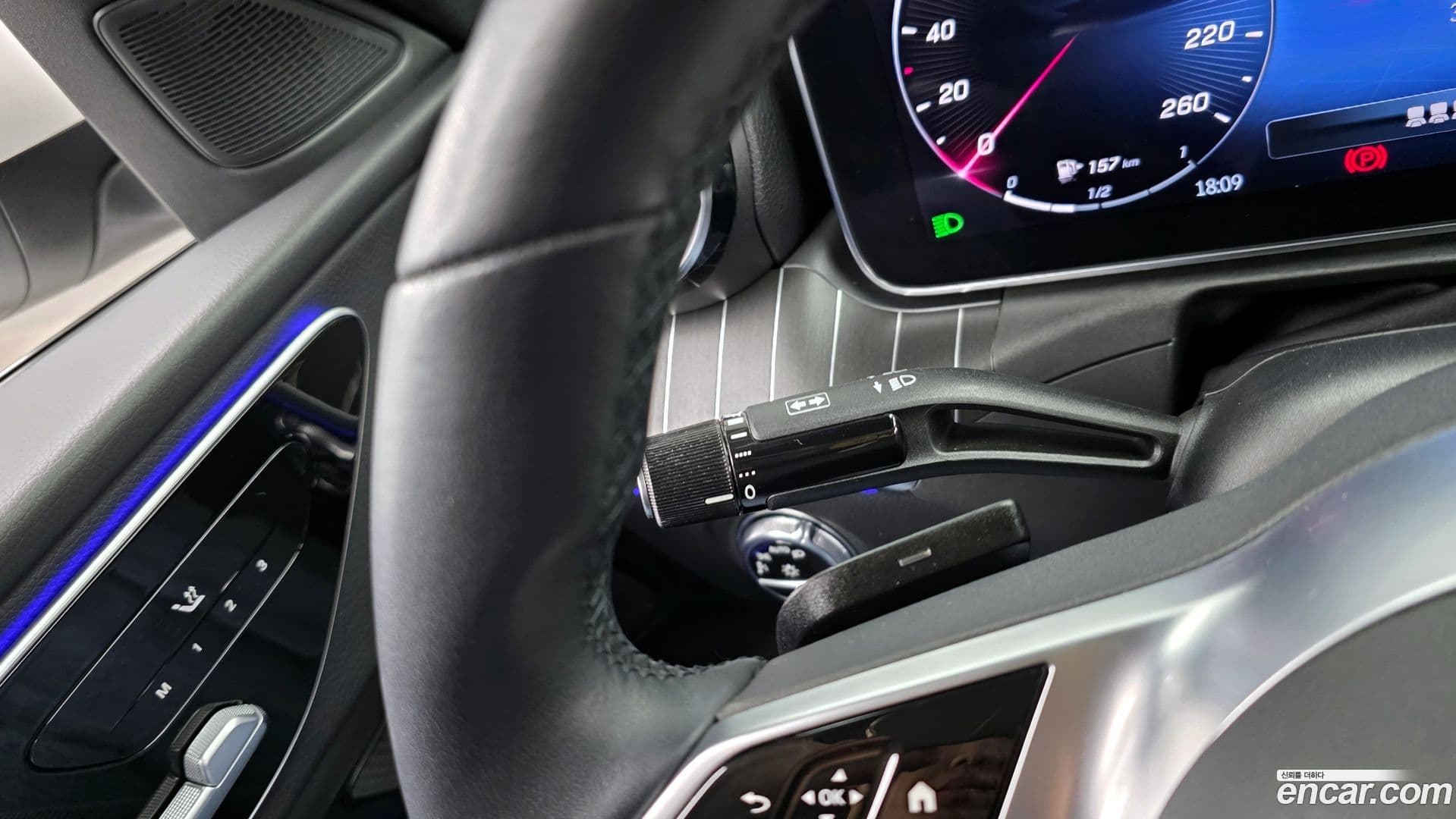 Main__Slider__Photo:C-Class Mercedes-Benz 2022.11-17