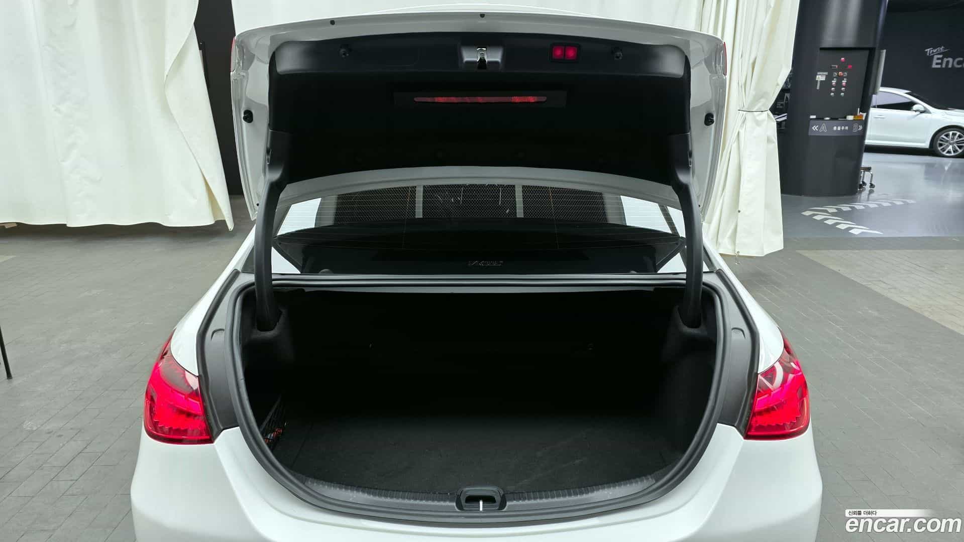 C-Class Mercedes-Benz 2022.11-OPTION-024