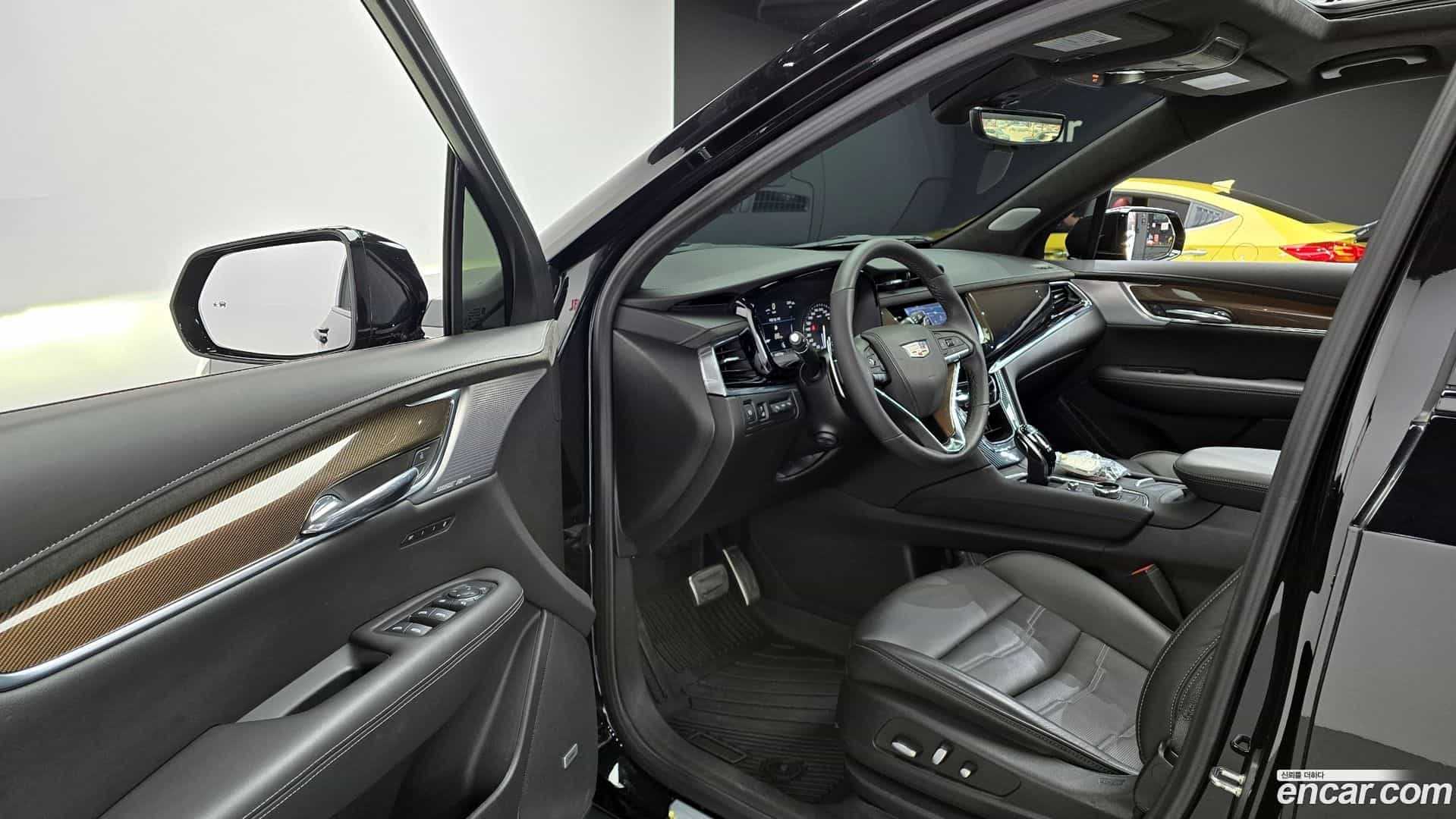 XT6 Cadillac 2023.8-OPTION-015