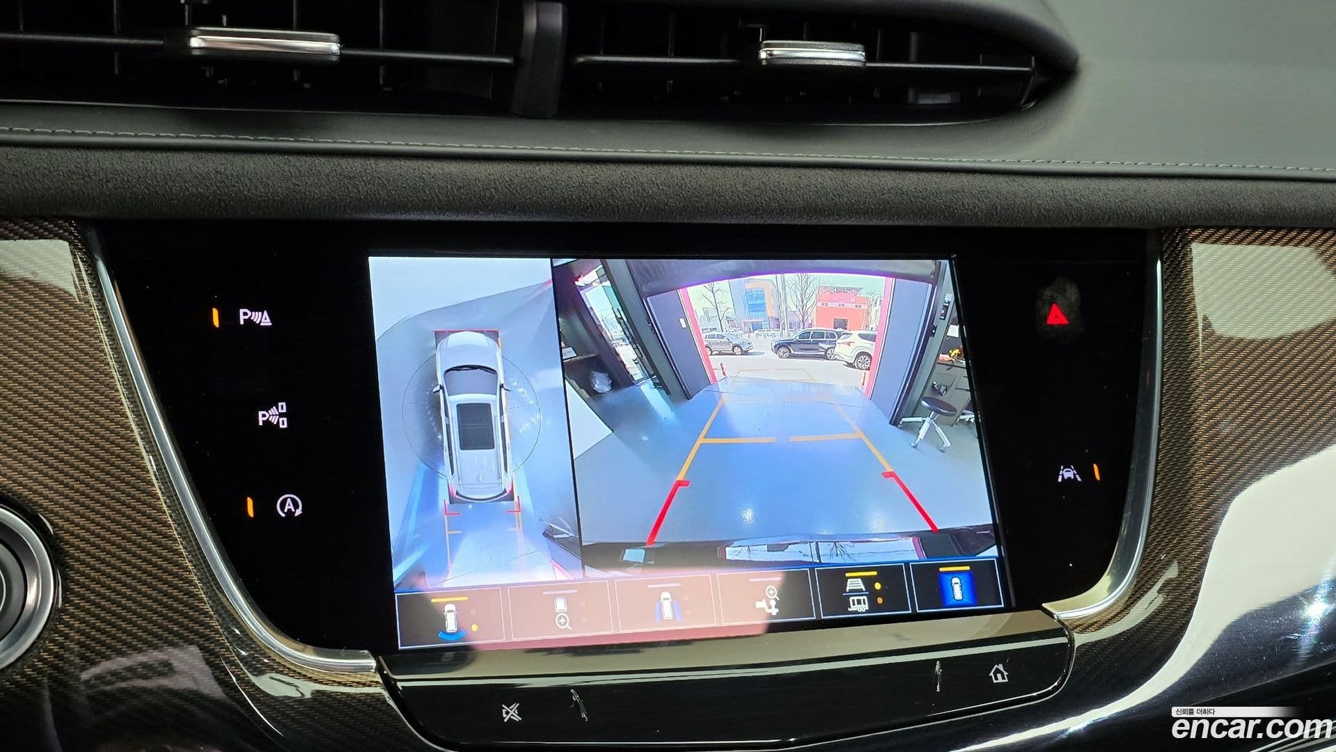 Main__Slider__Photo:XT6 Cadillac 2023.8-15